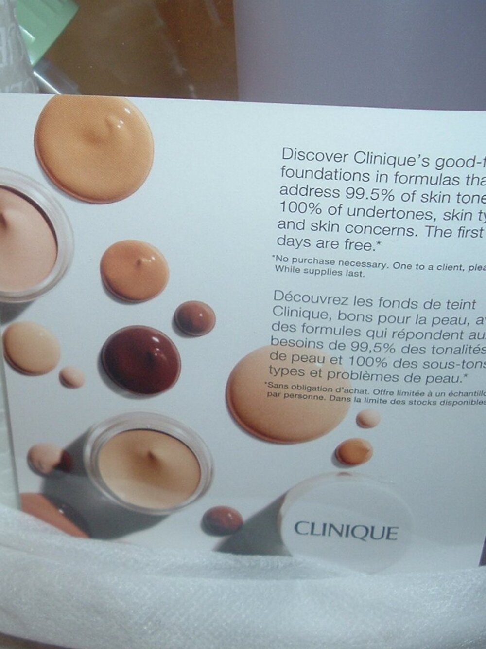 Clinique Gift Set 8 Pc (Large sizes+travel sizes) Facial soap, Clarifying, Moist - Picture 7 of 8